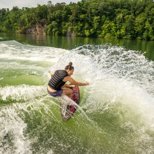 Hyperlite Storm Wakesurfer